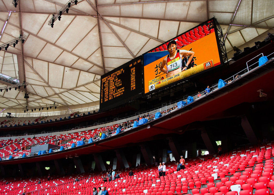 Riesiges P10 Stadion LED sortiert hohe Helligkeit der Sport-Werbetafel-1R1G1B aus fournisseur